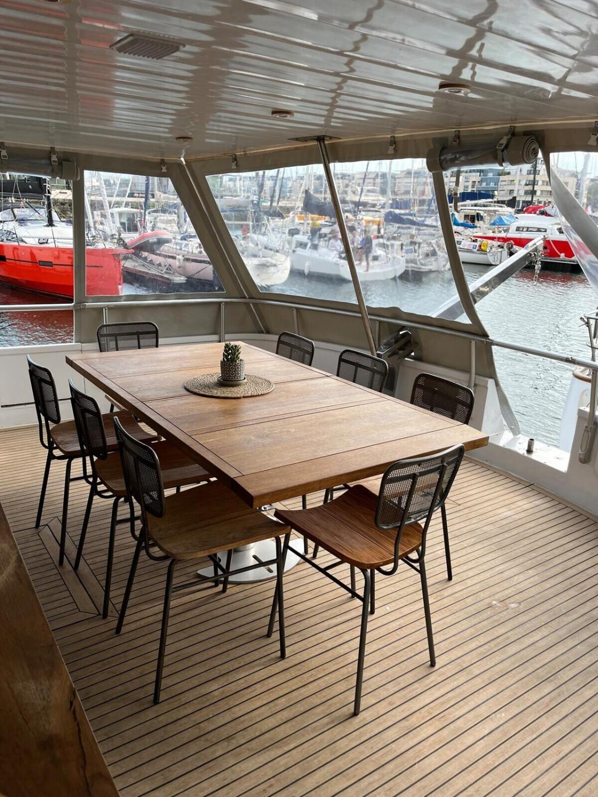 Отель Yacht Aquamarina Vieux Port La Rochelle Ла-Рошель Экстерьер фото