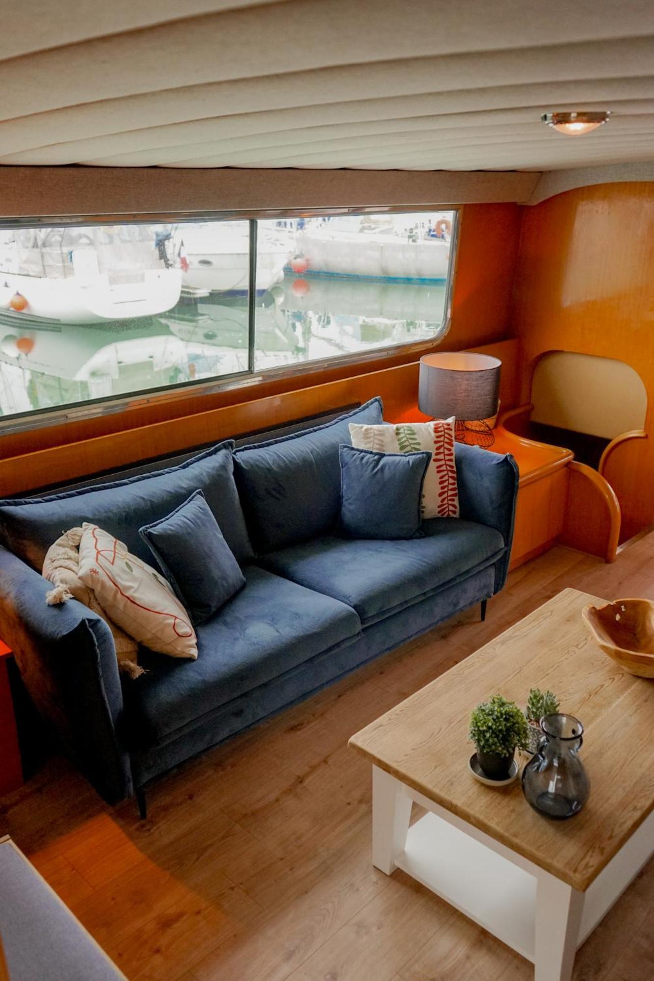 Отель Yacht Aquamarina Vieux Port La Rochelle Ла-Рошель Экстерьер фото